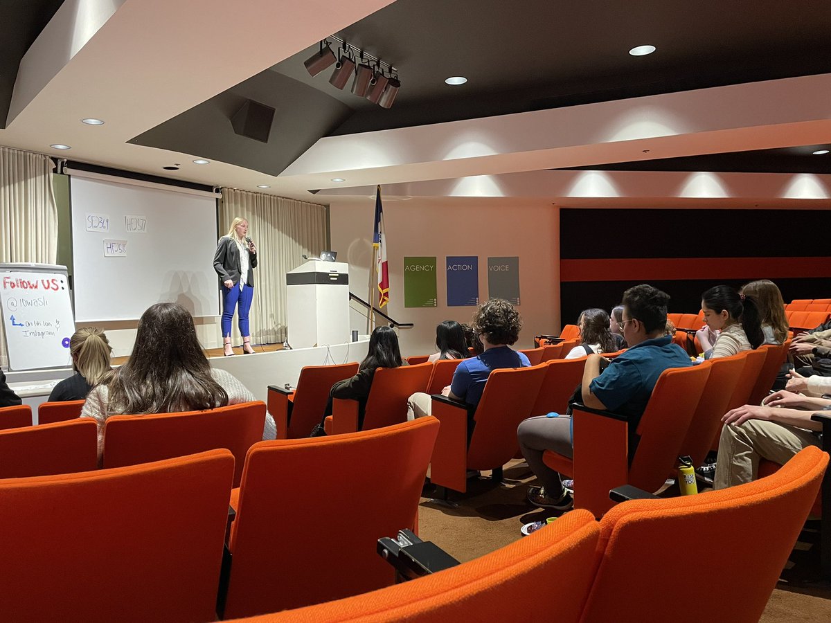 Claire Celsi tweet media