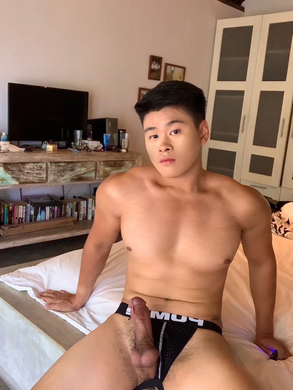 Damien Lou (FREE OF) on X: "Peek-a-boo 😈🍆 I just need someone to ride me  https://t.co/Un27HpFOCi" / X