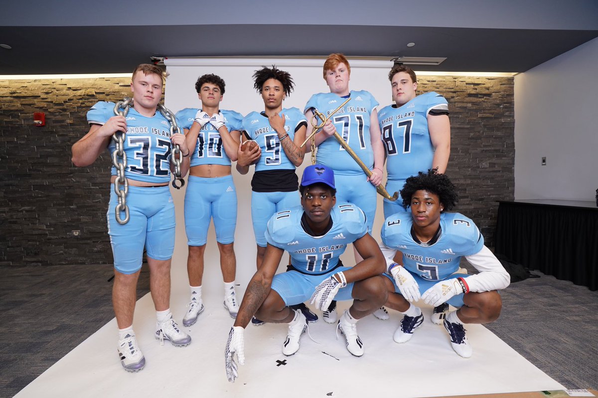 Big thanks to <a href="/Mr_Satoh/">Chris Satoh</a> @CoachDiMeo_URI for inviting me down to campus this past weekend to see what <a href="/RhodyFootball/">Rhody Football</a> is all about! Had a great experience!