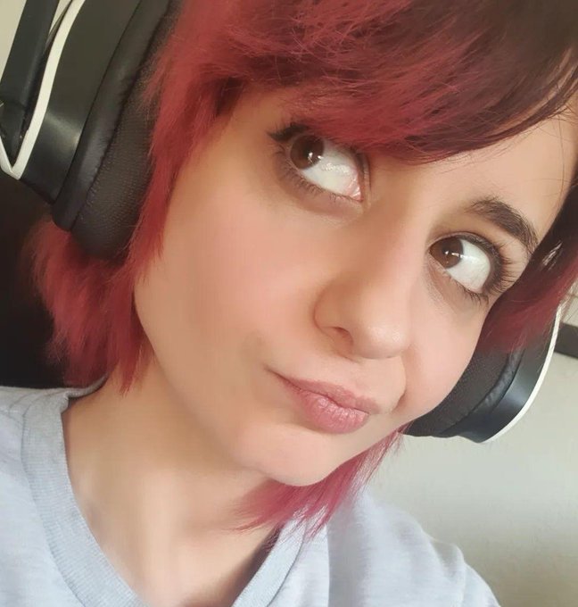 Thanks mama for blessing me with giant eyes but you suck for not giving me blue eyes like yours 🙄😂 https://t<a href="/tag/mvcontest"class="tags"><span>#mvcontest</span></a>