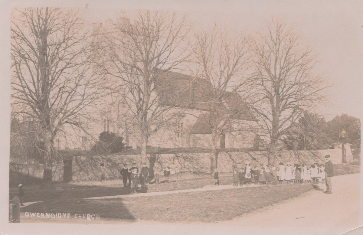 PostedInThePast's tweet photo. Just back from Owermoigne's Monday Club where I shared some of the true stories from #PostedInThePast and #SecondDelivery. Adding this image of their church worked a treat β especially as the card was sent from a house behind the church!
#Genealogy https://t.co/U5RXWsLAbc