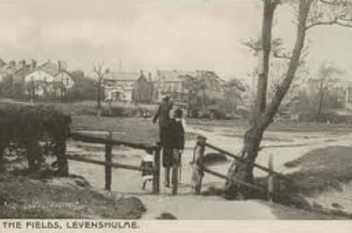 levenshulmelife's tweet photo. #CringleFields circa 1920
#Levenshulme https://t.co/ANiSTCAhY2