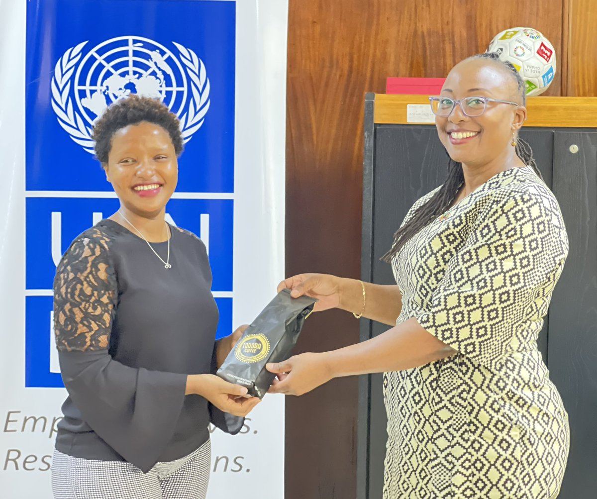 angelalusigi's tweet photo. The #AfYWL program @UNDPAfrica &amp; @_AfricanUnion is grooming #NextGen African women leaders to spur innovation for the #AfricaWeWant! 

Happy to welcome our Fellow, Jemima Michael from #Tanzania to #Ghana. Enjoy your stay with @UNDPGhana Jemima. 

#AfricanWomenLead https://t.co/V3kcwzU1up