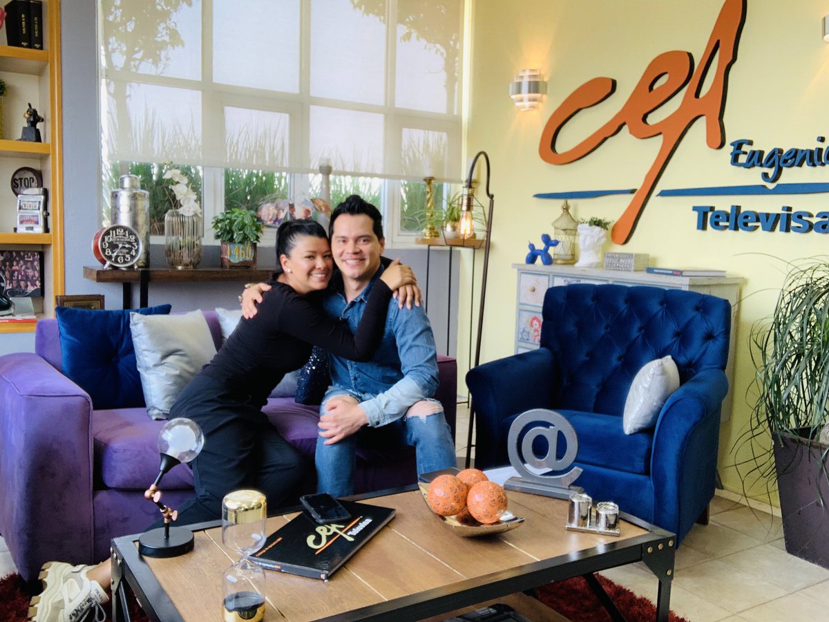 Gracias por abrir tu ♥️ y compartirme tus vivencias querida <a href="/gabrielazamora1/">Gabriela Zamora</a> ¡Muy pronto la entrevista en #Conversaciones en las redes del <a href="/CeaTelevisa/">CEA Televisa</a>!