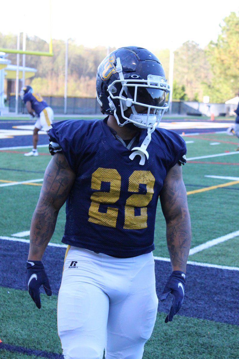 LcRob75's tweet photo. 📸from Reinhardt🏈Spring Practice 4/2
Photographed by me
@ReinhardtFB | @Coach_JMiller 

https://t.co/l1fptA8b3S https://t.co/ZqT7IBTEZC