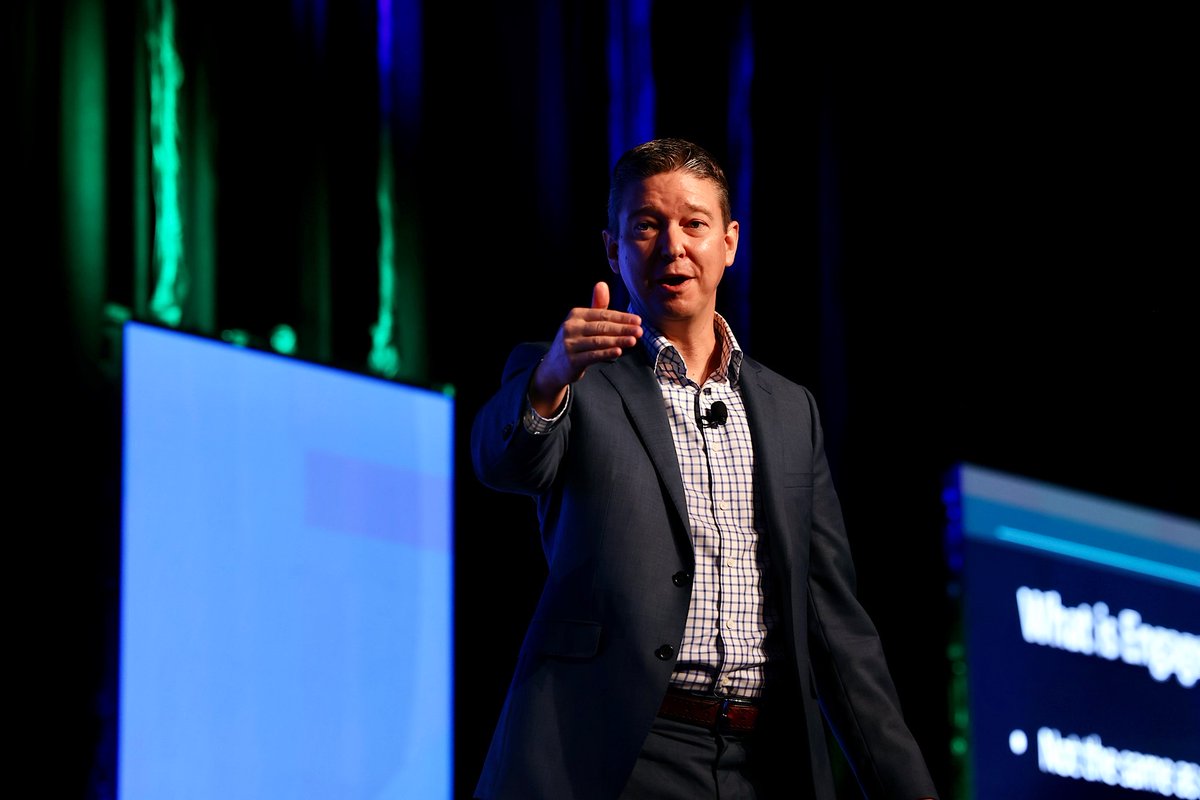 Natl_Inv_Ctr's tweet photo. .@Huron’s @Cdeao on employee retention at #NICSpring22: “Don't conflate employee satisfaction with employee engagement. Satisfaction is what I am getting out of the relationship, engagement is what I am giving back to the relationship.” #seniorhousing https://t.co/mqffIqVwsI