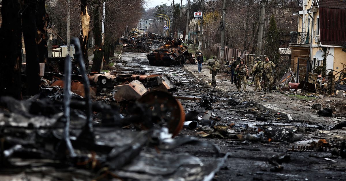 Reuters's tweet photo. Pentagon can't independently confirm atrocities in Ukraine's Bucha, official says https://t.co/C2fjp08u0L https://t.co/8rseyyHG43