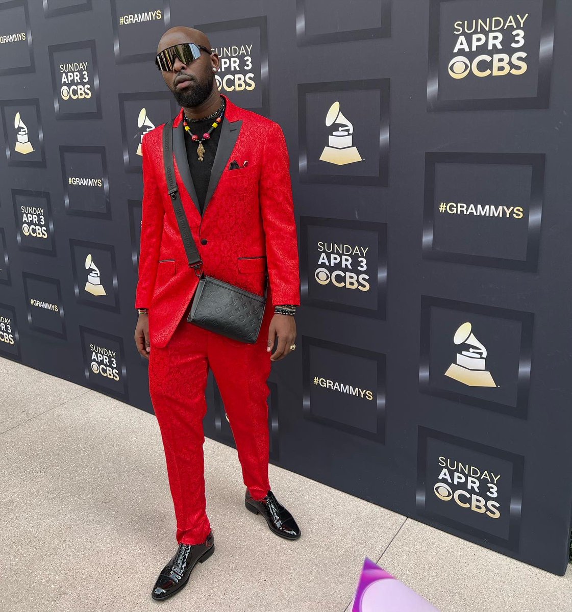 eddykenzoficial tweet picture