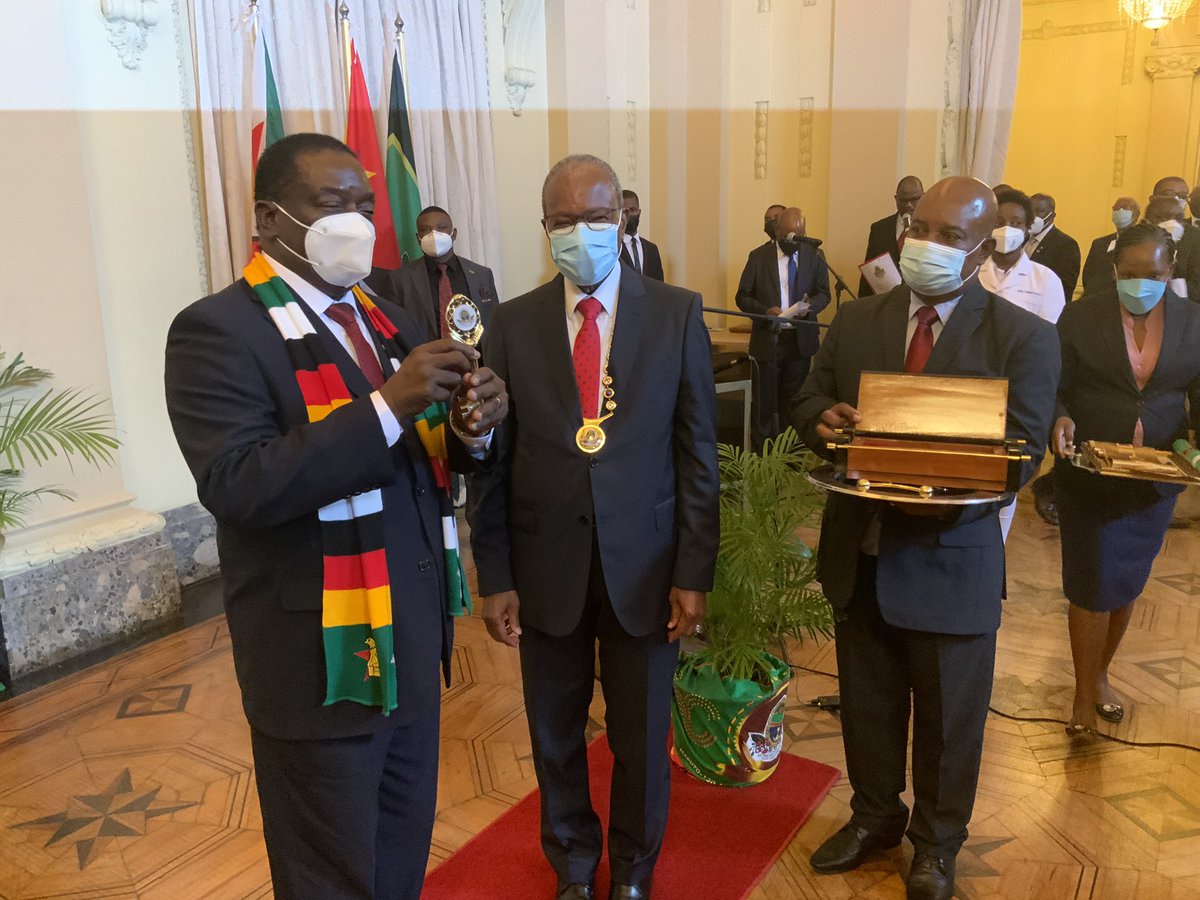 KutiDzvii's tweet photo. Our Patron / God Father His Excellency President ED Mnangagwa.  Your Honor is Our Pride . @edmnangagwa .Your Power ,Favor and Wisdom goes even beyond borders . https://t.co/A7wfESI4RI
