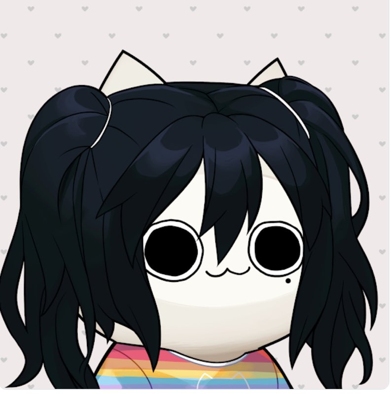 My tubby cat has seen some shit <a href="/MoonOverlord/">moon</a>