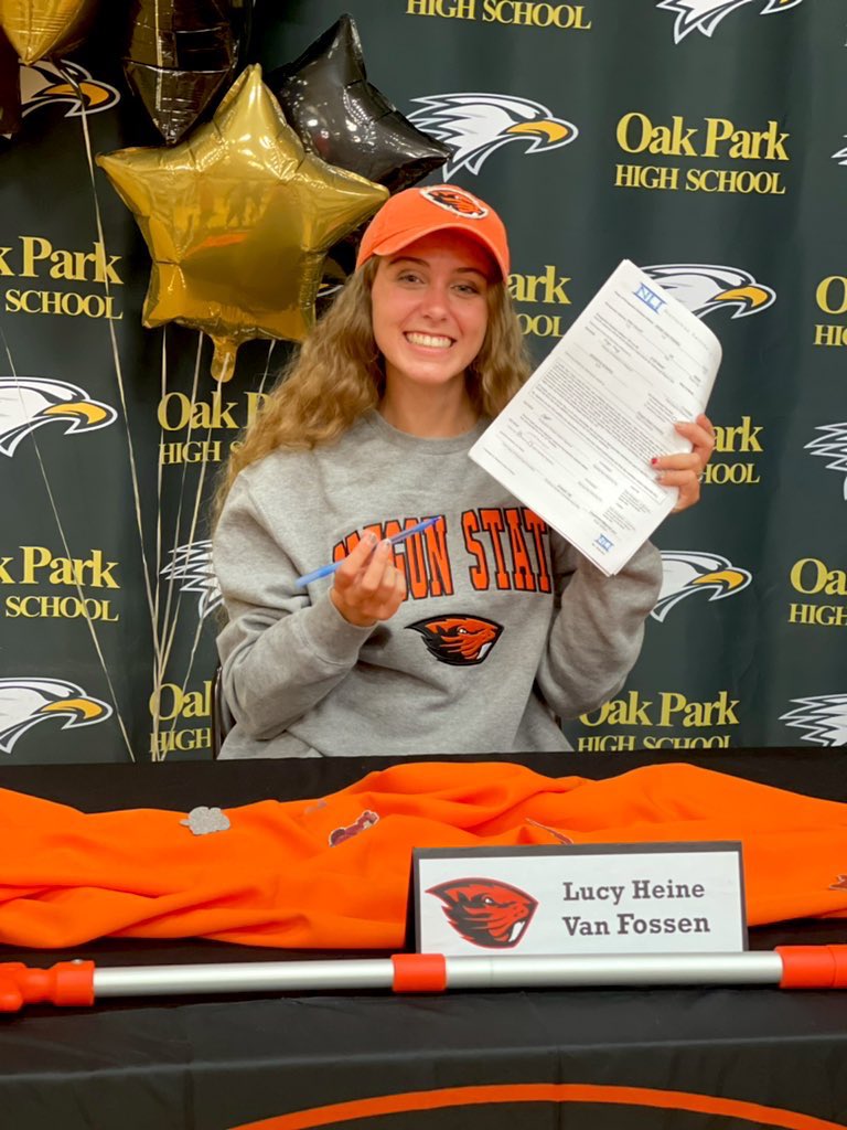 ophs_gbb's tweet photo. 2nd team all league senior Lucy Heine Van Fossen! 🚣‍♀️ We are so proud of you finishing out your senior season strong. Coming from rowing practice straight to basketball practice all season. Throughout the years showing the dedication it takes to be a multi sport athlete. 🦅🏀 https://t.co/1ERXTcXrW2