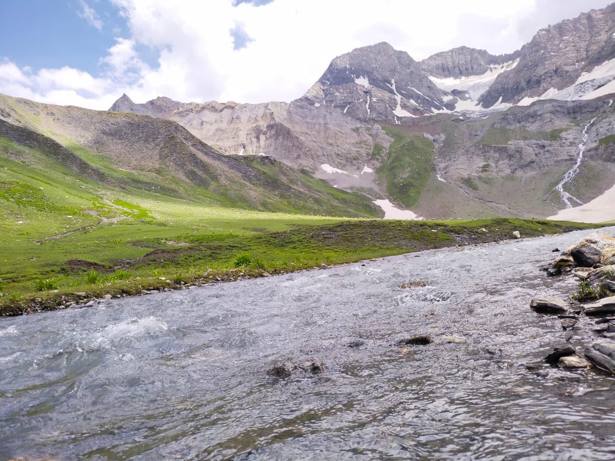 Birendr46670114's tweet photo. #TouristParadise  #NatureTourisam #AdventureTime Destination &amp; Journey complements at #Tulail #Baraub Places to travel by compass #NaturePhotography #NatureCalls @tourismgoi @JandKTourism @PIBSrinagar @ddnews_jammu @GreaterKashmir @RajuBis56851755 @IncorrigIible @OfficeOfLGJandK https://t.co/TYtBC290gD