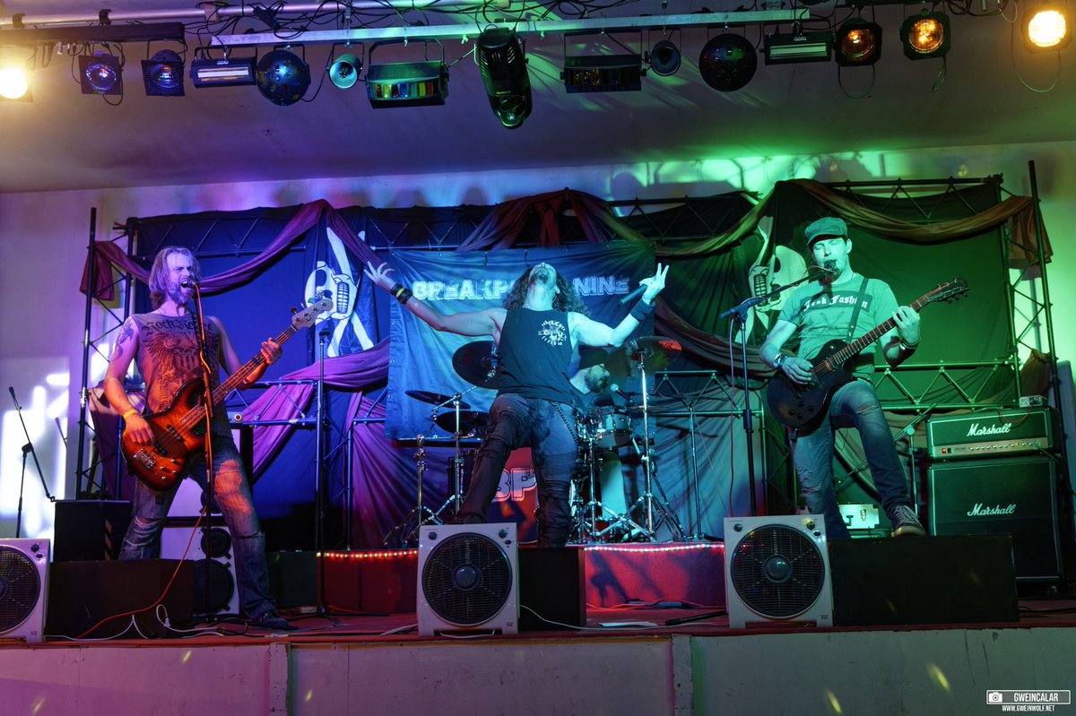 Gwein (@gweincalar) on Twitter photo Had a great weekend at the <a href="/StahlWolle_FMF/">Stahlwolle Furry Metal</a> Metal meet.
Suiters are:
<a href="/That_Tommy_Guy/">Tommy!</a>
@Berny_mow
FalโThero
Bama
<a href="/ScoutvanHowlen/">๐บ Scout van Howlen ๐บ</a>
<a href="/MervSerg/">Merv</a>
Live on Stage:
<a href="/BreakpointNine/">BreakpointNine</a> Had a great weekend at the <a href="/StahlWolle_FMF/">Stahlwolle Furry Metal</a> Metal meet.
Suiters are:
<a href="/That_Tommy_Guy/">Tommy!</a>
@Berny_mow
FalโThero
Bama
<a href="/ScoutvanHowlen/">๐บ Scout van Howlen ๐บ</a>
<a href="/MervSerg/">Merv</a>
Live on Stage:
<a href="/BreakpointNine/">BreakpointNine</a>