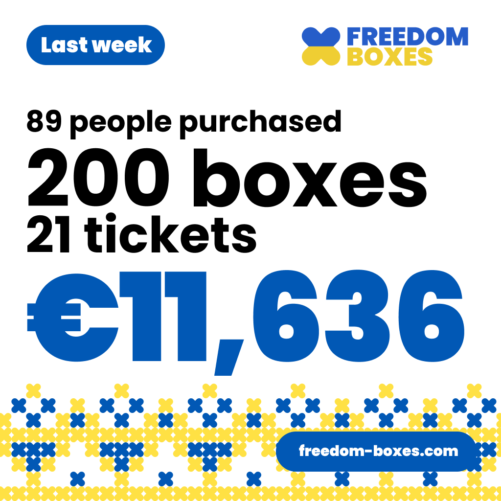 BoxesFreedom's tweet photo. Last week!

#freedomboxes #freedombus #stopwar #ukrainewar  #standwithukrain https://t.co/hYDcxDwHUb