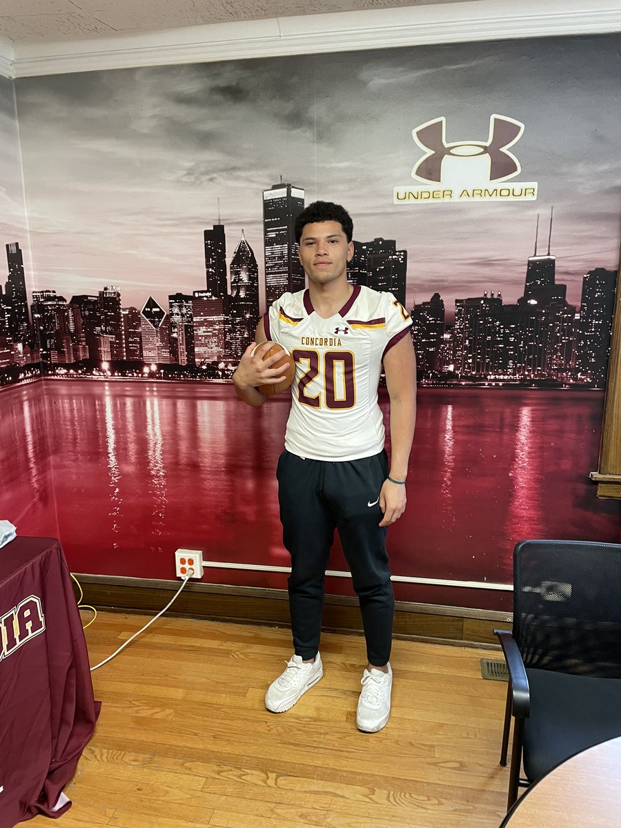 20Jordan_'s tweet photo. Future Home!! Go Cougs❤️💛 @CoachDePatis  @CoachLandoCUC @CoachSeveCUC @CoachButlerCUC @CoachCampbell80 https://t.co/Oih9X2V0FU