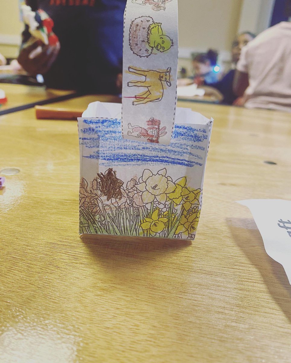 angels_club19's tweet photo. We kick off the Easter Holiday Scheme with a bang💥💥💥💥.
#Angelsbreakfastafterschoolclub
#HAF2022
#funactivites
#Easterscheme
#Easterholiday
#creativityisthekey
#southwarkcouncil https://t.co/IhvCD7QlQ0