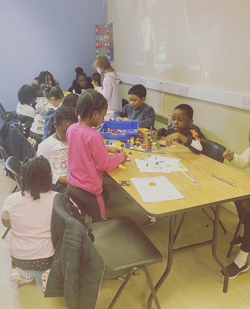 angels_club19's tweet photo. We kick off the Easter Holiday Scheme with a bang💥💥💥💥.
#Angelsbreakfastafterschoolclub
#HAF2022
#funactivites
#Easterscheme
#Easterholiday
#creativityisthekey
#southwarkcouncil https://t.co/IhvCD7QlQ0