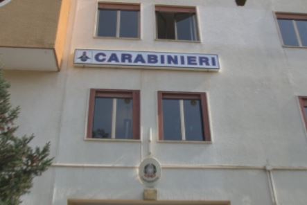 Caso #Cucchi, dopo la sentenza della Cassazione che ha confermato la condanna a 12 anni, il carabiniere molisano Alessio De Bernardo si è costituito in caserma ad Isernia #ioseguoTgr