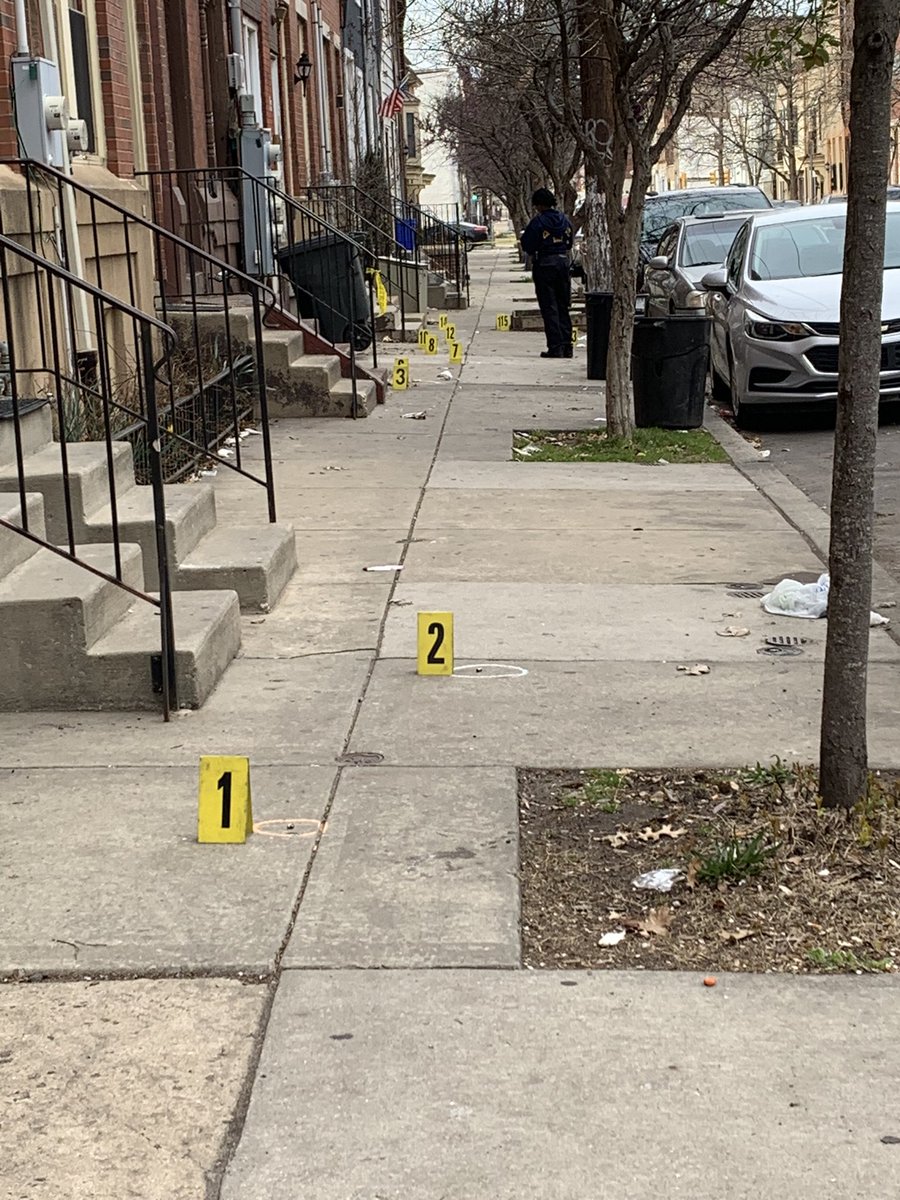 JenniJoyceTV's tweet photo. An 8th grader is shot and killed on his way home from school - 20 shots were fired, acc to @PhillyPolice . The 15yo was less than a block from his front door. @FOX29philly https://t.co/4brqlpTvGw