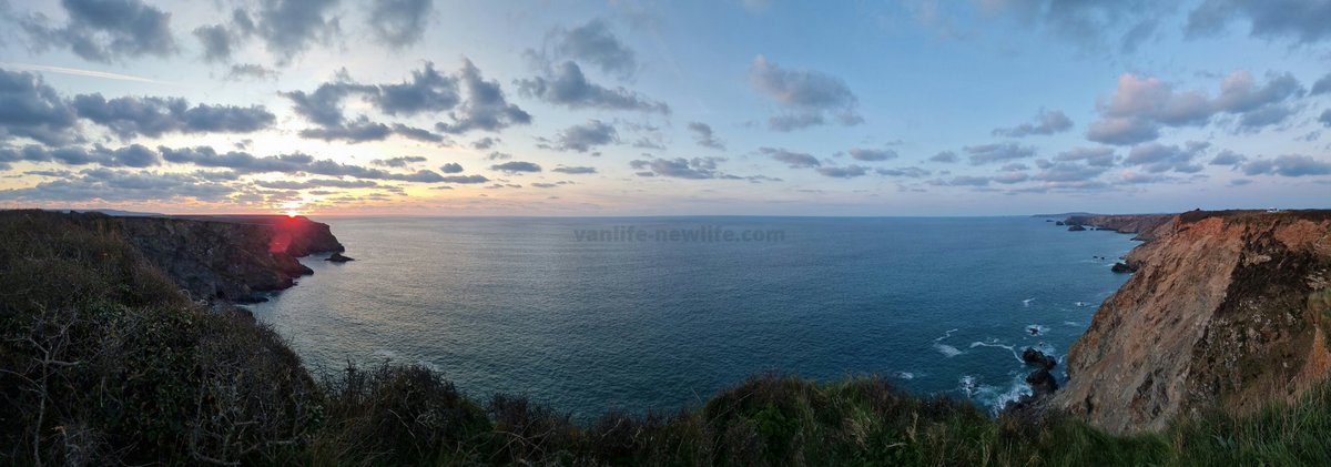 VanLifeNewLife's tweet photo. A view and sunset to match any other! 😍
#northcliffs #cornwall #sunset #Views #panorama #vanlifenewlife #vanlife #cliffs #summertime #SummerVibes #summer2022 https://t.co/YhemhJpvWF
