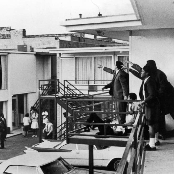 jayoung3292's tweet photo. 54 years ago today, #MartinLutherKingJr was gunned down outside of his Memphis, Tennessee Motel room. Tonight, the first Black Woman is poised to make history as a justice on the highest court in the land. He is looking down and he is proud. #ConfirmKBJ #MLK54 #FBRParty #Resist https://t.co/WIM8BZ4jtP