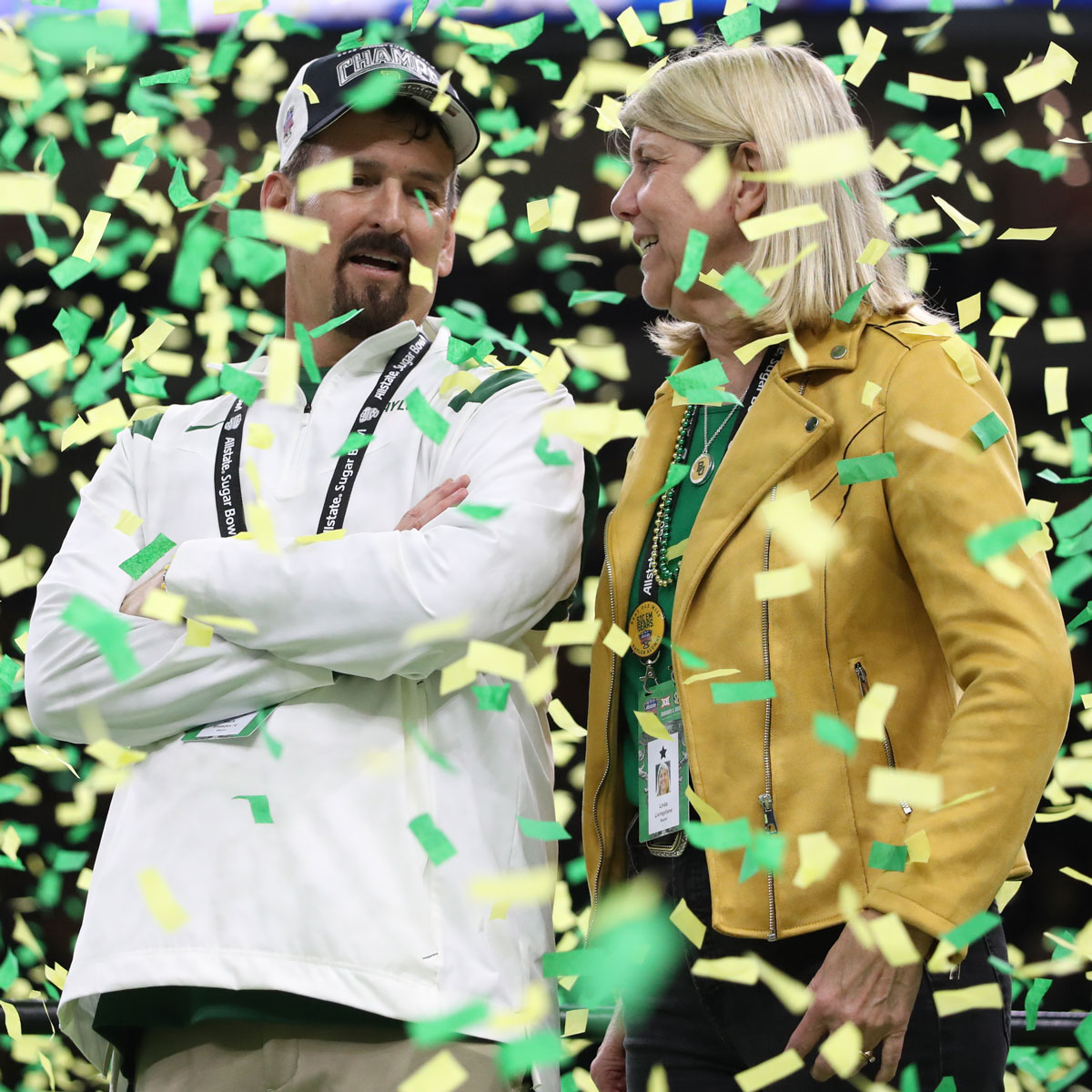 Baylor's tweet photo. BREAKING: Baylor has agreed to a new 10-year contact with Director of Athletics Mack Rhoades.

The contract, approved by Regents &amp; announced by President Livingstone today, will allow the two-time Athletics Director of the Year to finish his career at BU: https://t.co/VMTMukh4sw https://t.co/ED5VofhQ4Z