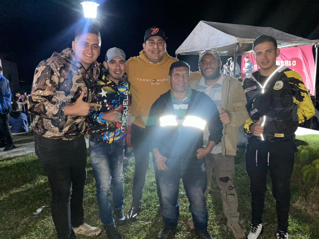 Erick_MarJ's tweet photo. Ferias y fiestas de san Vicente  de la revancha ✊😎 https://t.co/Src4VI9kId
