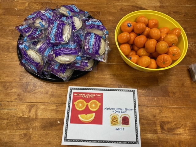Pedsmtcarmel's tweet photo. Combined celebration of National Peanut Butter &amp; Jelly Day &amp; National Vitamin C Day! https://t.co/JsuLvLeGKG