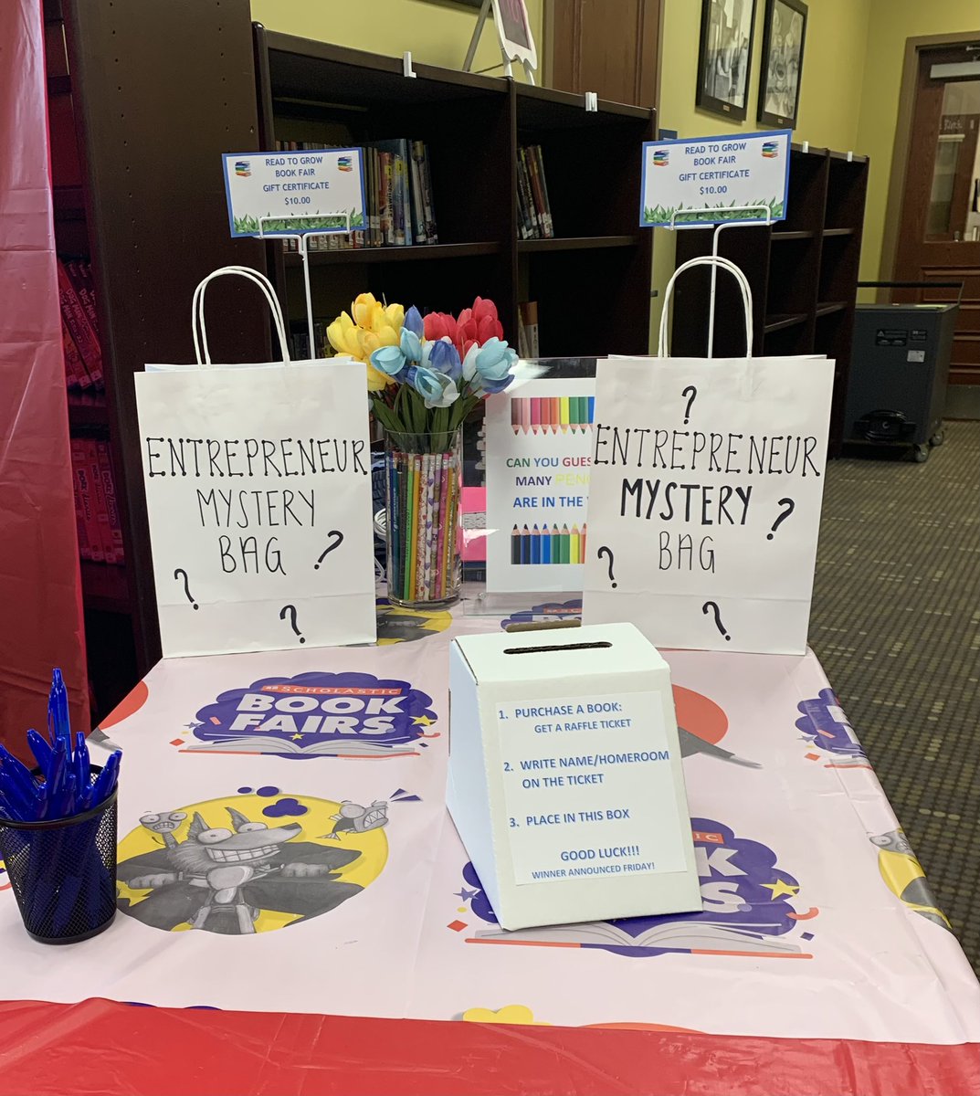5McScott's tweet photo. MS had such a wonderful time at the ‘Read to Grow’ Dater Book Fair. Thank you so much @dateritc!🌸 https://t.co/lngfXy0ZGt