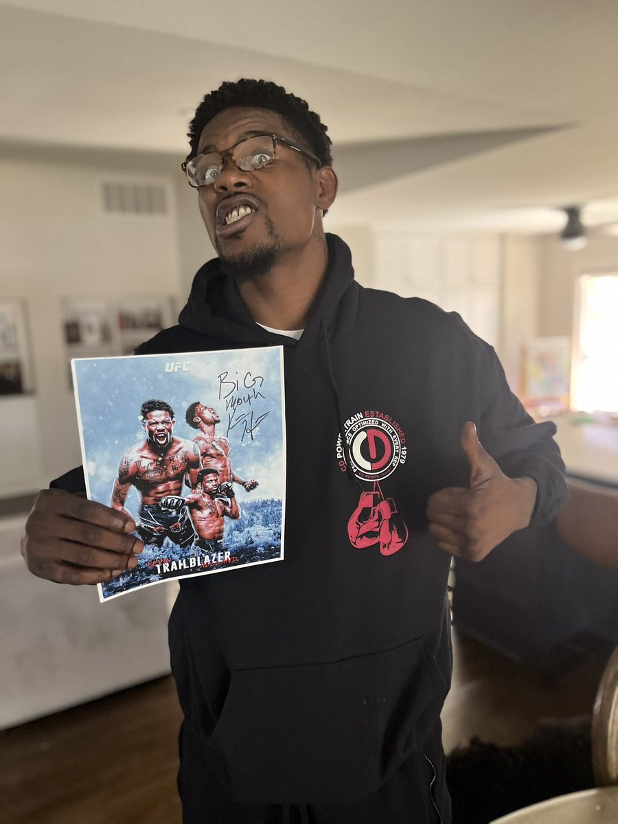 Trailblaze2top's tweet photo. GIVEAWAY! Follow @RuleOneProteins and retweet this post to possibly win this autographed pic. Dope art by @htcreationz !! https://t.co/ZB0r9yL1IL