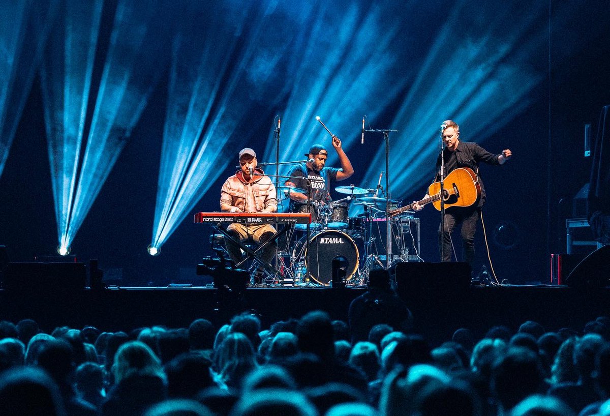 Chris Ayer tweet media