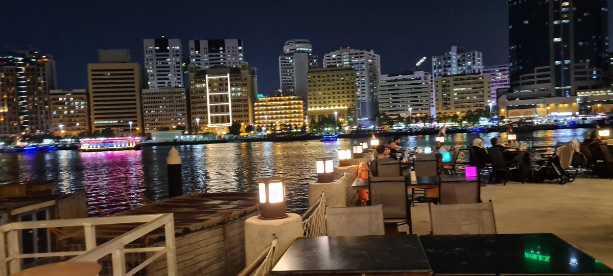 Day 2 of my holiday in the #UAE.
A quick visit to the nearby #Dubai Creek.
#Deira #DubaiCreek #DubaiSJPHoliday2022 🌊🚢🚣‍♀️🛥🏨
Thursday 17th February 2022.