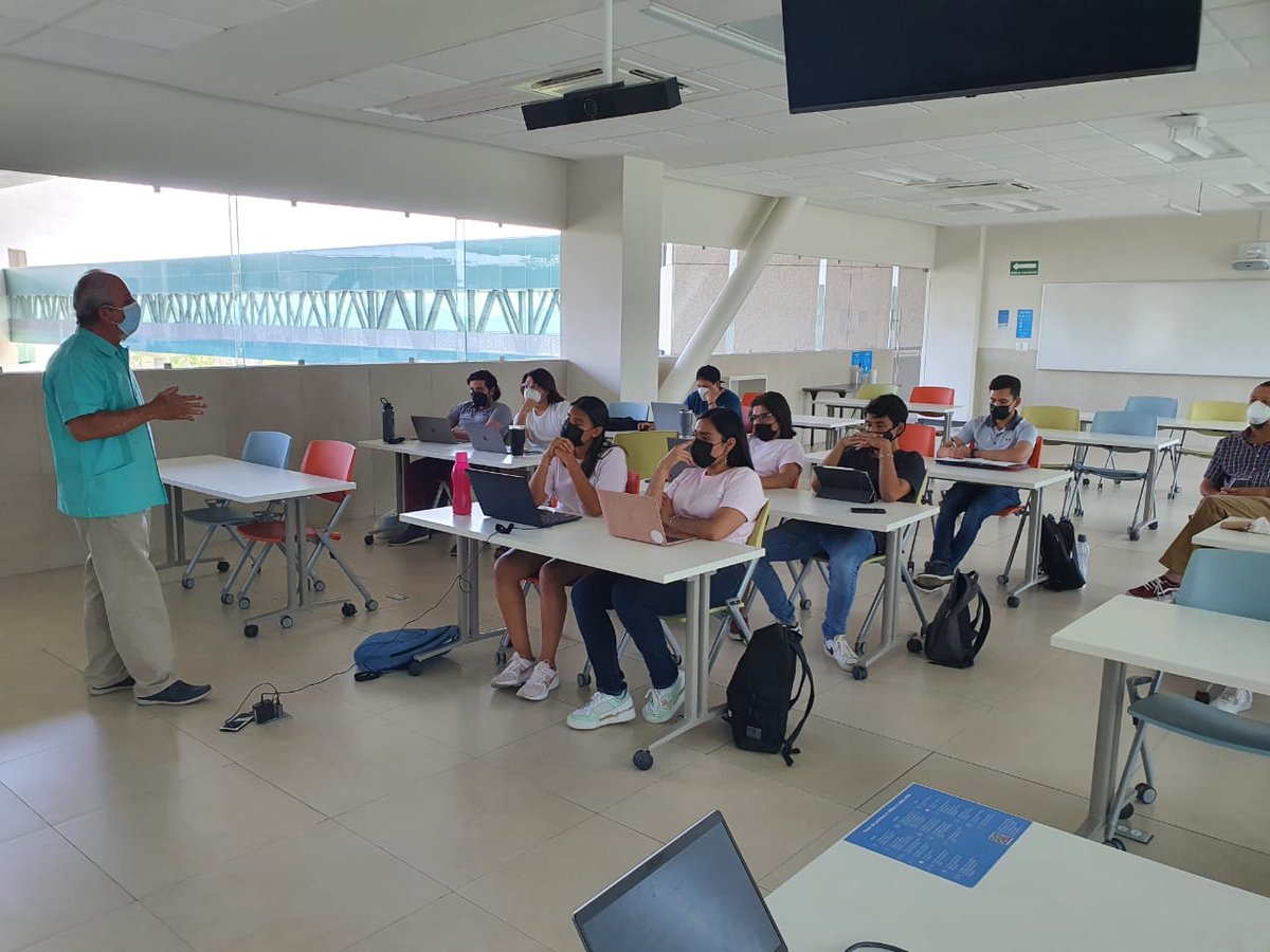 OPFexpo's tweet photo. OPF México, en la búsqueda de ampliar las oportunidades de negocios dentro del Sector Ornamental, ha comenzado a trabajar con el 
@TECcampusCVA en la generación de un plan estratégico de exportación de flores y follajes.

@NLinMexico @SDEyT_Morelos

#Exports #MadeInMexico https://t.co/ambOLOaFRZ