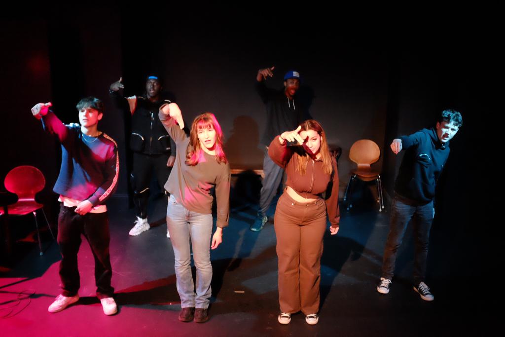 brokenYTH's tweet photo. WOW what a weekend! 
Thank you to everyone who got a ticket and came down to watch My Mind Matters.
Thank you to @SHAPESLewisham for all of the support and to @BrocJackTheatre for hosting us! 
We're off for a little nap 😴 https://t.co/V8I0I2f8k1