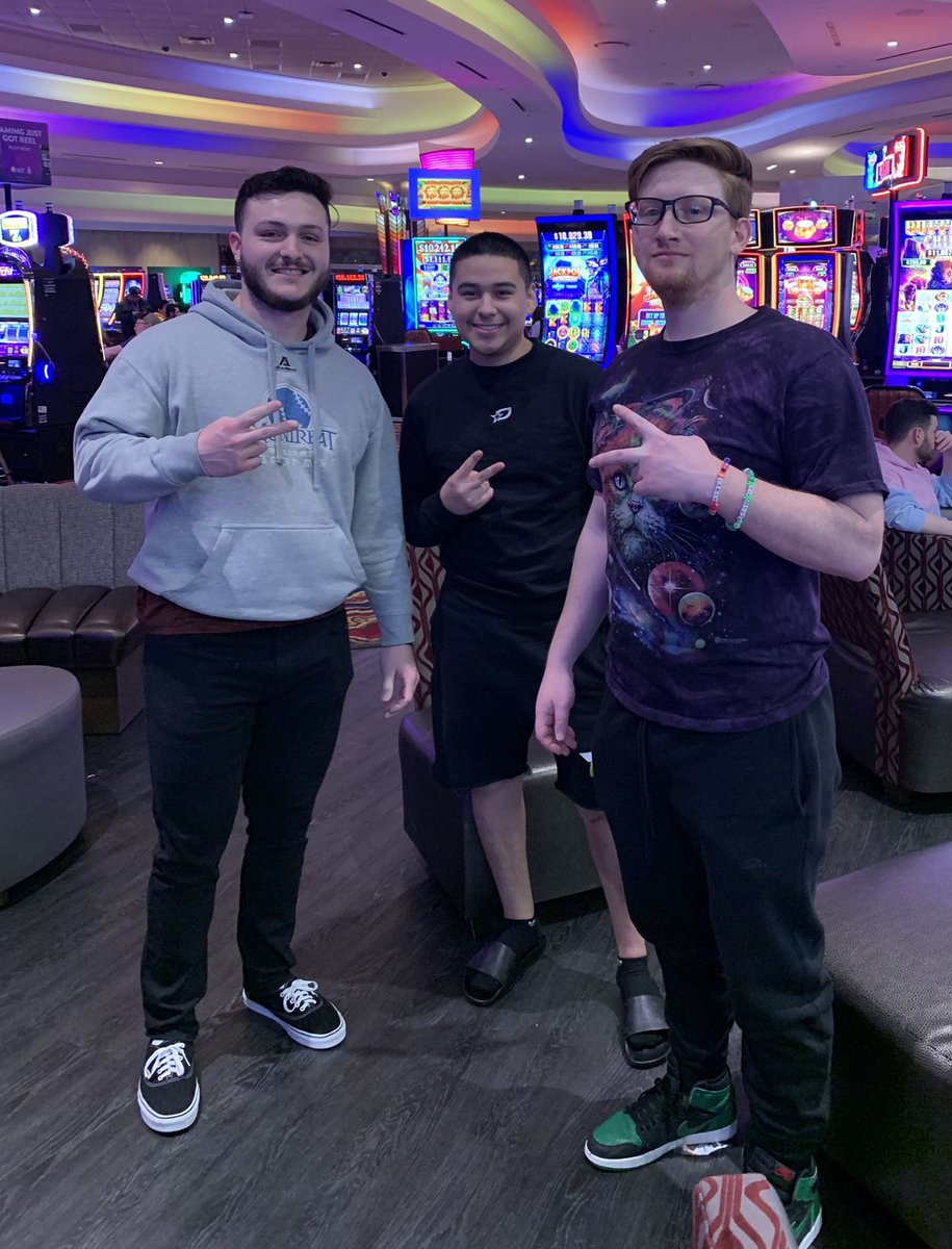 Adriansito tweet media