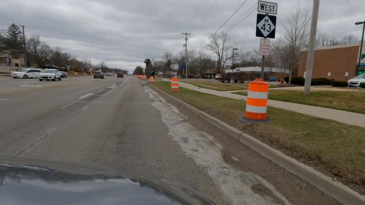 meridiantwp's tweet image. Construction on Grand River begins with outside lane closures, EB &amp;amp; WB, for the installation of ADA ramps between Mohawk and Cornell. For more information and future updates, visit meridian.mi.us/TownshipProjec….

#TownshipProjects #Haslett #Okemos #MeridianTownship #APrimeCommunity