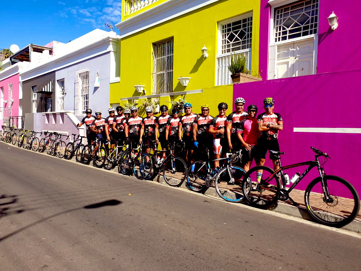 LNRdewee's tweet photo. Cape Town Cycle Tour 2022  
Real MEN Don’t Need Motors 🚴🚴
#HSCC
#CTCT
#keepriding https://t.co/ETpfDJHZdV
