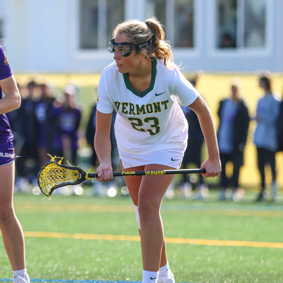 Riley Halloran was selected to wear the 2️⃣3️⃣ jersey in the annual "Vanessa Cox #23 Memorial Game" on Saturday vs. UAlbany

The Catamounts honored Cox '05, a UVM Athletic Hall of Fame inductee, who was tragically killed in a car crash in Feb. 2015 at the age of 31