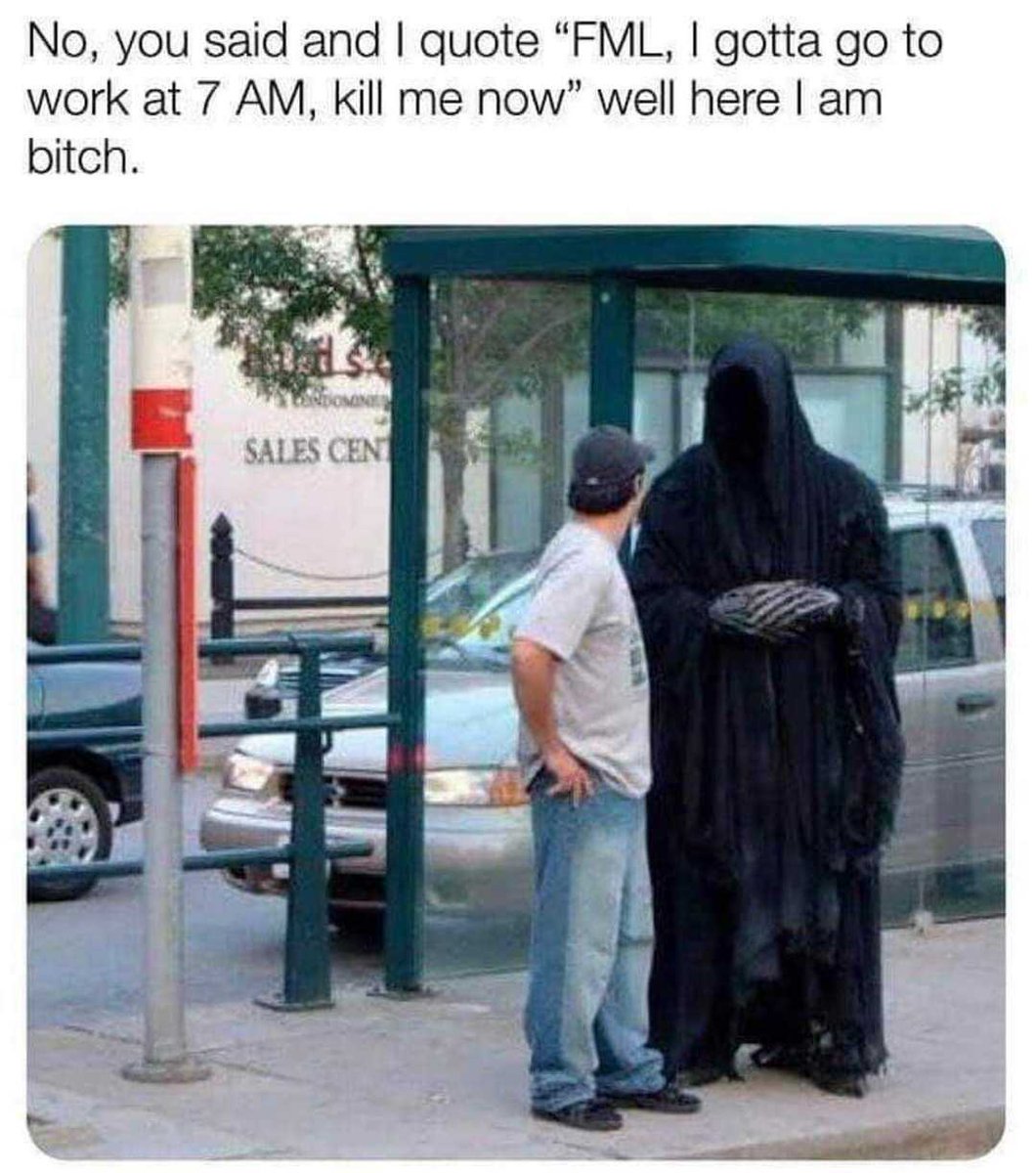 PopHorrorNews's tweet photo. Monday... https://t.co/G9NC0QeqIM