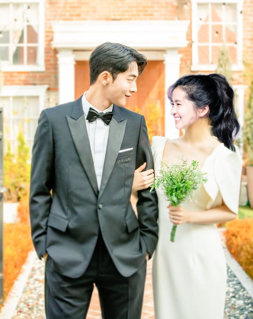 TranAnDJ's tweet photo. 🍀 #Baekdo wedding🍀🍀
#NamJooHyuk  #BaekYiJin  #KimTaeRi #NaHeedo #TwentyFiveTwentyOne https://t.co/7ZBcGj6j3E