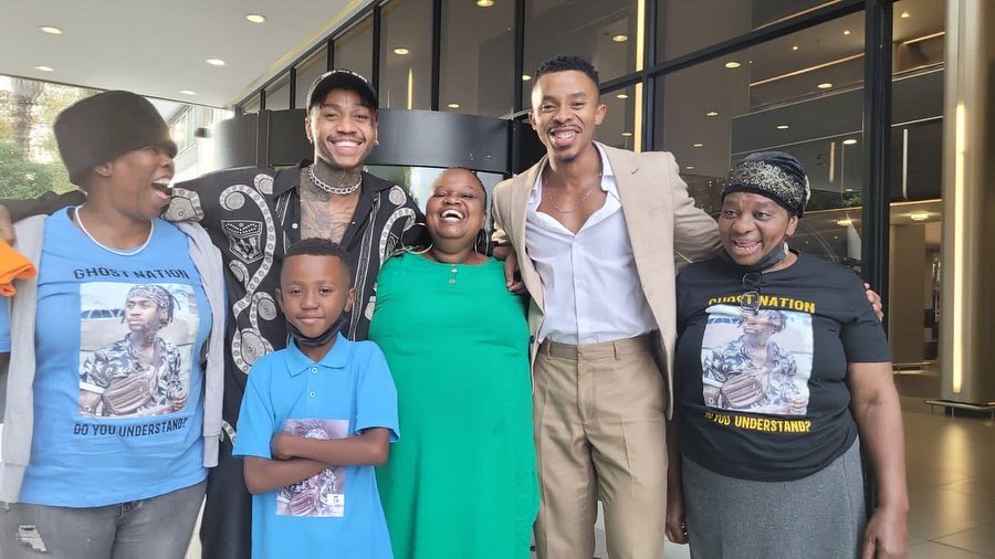 yolanda_ambrose's tweet image. Okay, Libo and Themba&apos;s friendship is lit though. Look at them with each other&apos;s families🥺🥺❤️. 
#GhostNation #Libo
#BBMzansi