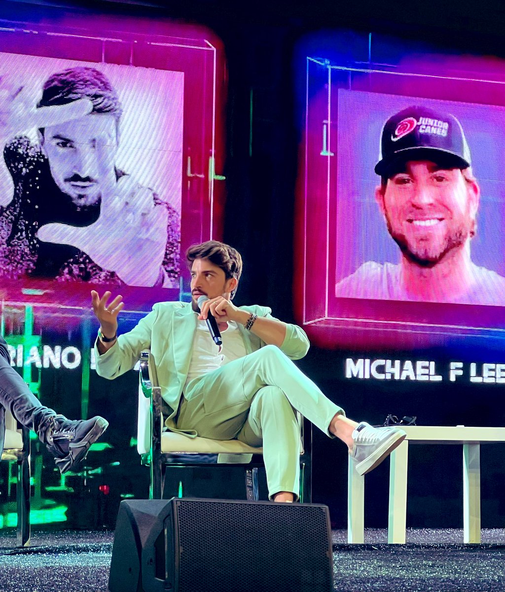 Mariano Di Vaio tweet media