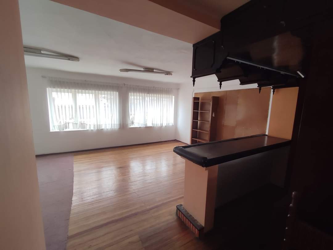 es_patrimonio's tweet photo. Buenas queridos Patrimonio lovers!! Sigo en busca de los inquilinos soñados, tengo un departamento de 1d con todas las dependencias listo para habitar en Sopocachi 🙏
Me ayudan con un RT para que llegue a quien lo necesita 🌟 https://t.co/HrkmmCLC1a