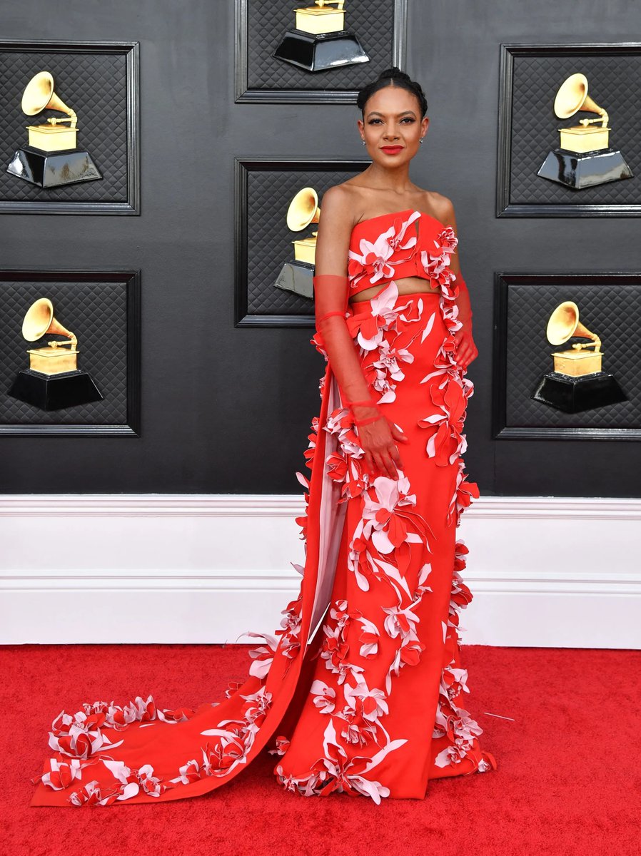 voguemagazine's tweet photo. Allison Russel wore Delcore to the 2022 #Grammys. See the official best-dressed list here: https://t.co/ifewKgD0JG https://t.co/fQc8o8gQFy