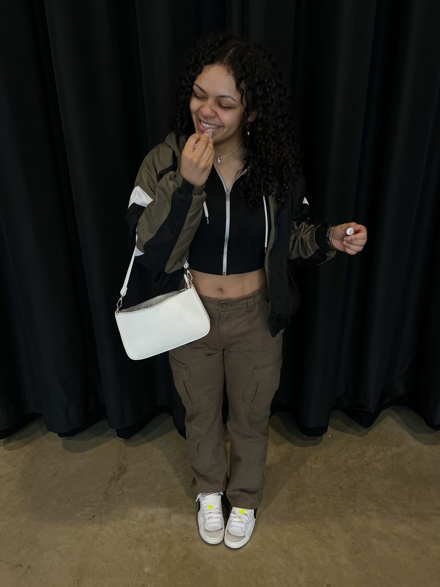 ummsteff's tweet image. just 2 have on here