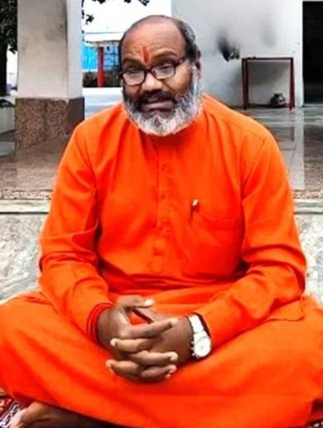 Aamir_Capri's tweet image. कौन है सच्चा हिंदू!🧐
#netreshsharma #YatiNarsinghanand