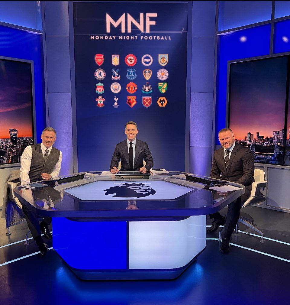 Carra23's tweet image. #MNF Rooney!!!