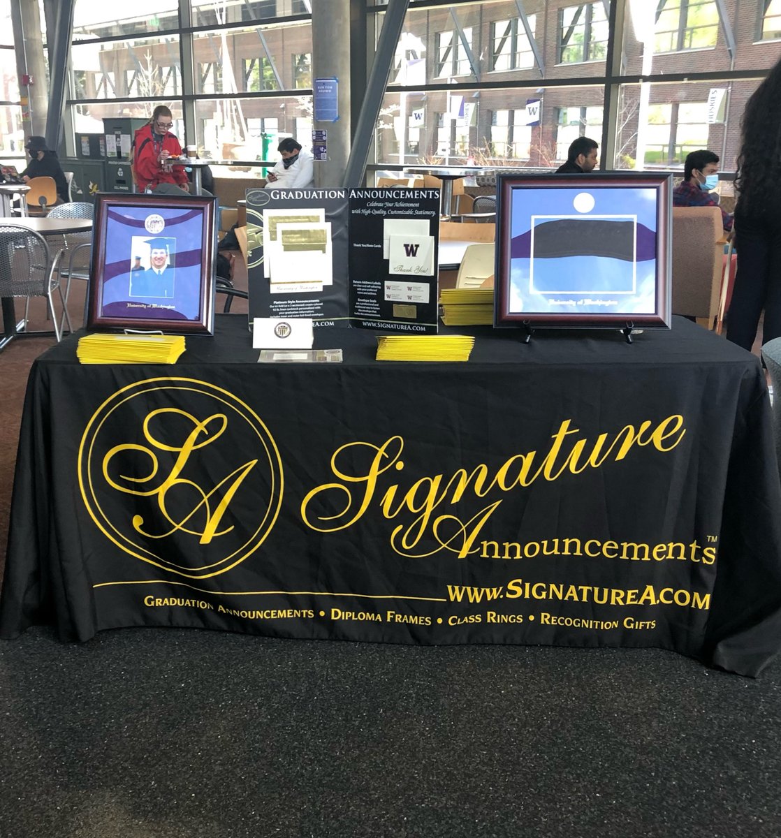 SignatureAnn's tweet photo. @uofwashington “The Commons” We will be here today and tomorrow from 11am-4pm! 

#uofwashington #universityofwashington #bothell #collegelife #collegegrad https://t.co/TCT0nwxRFU