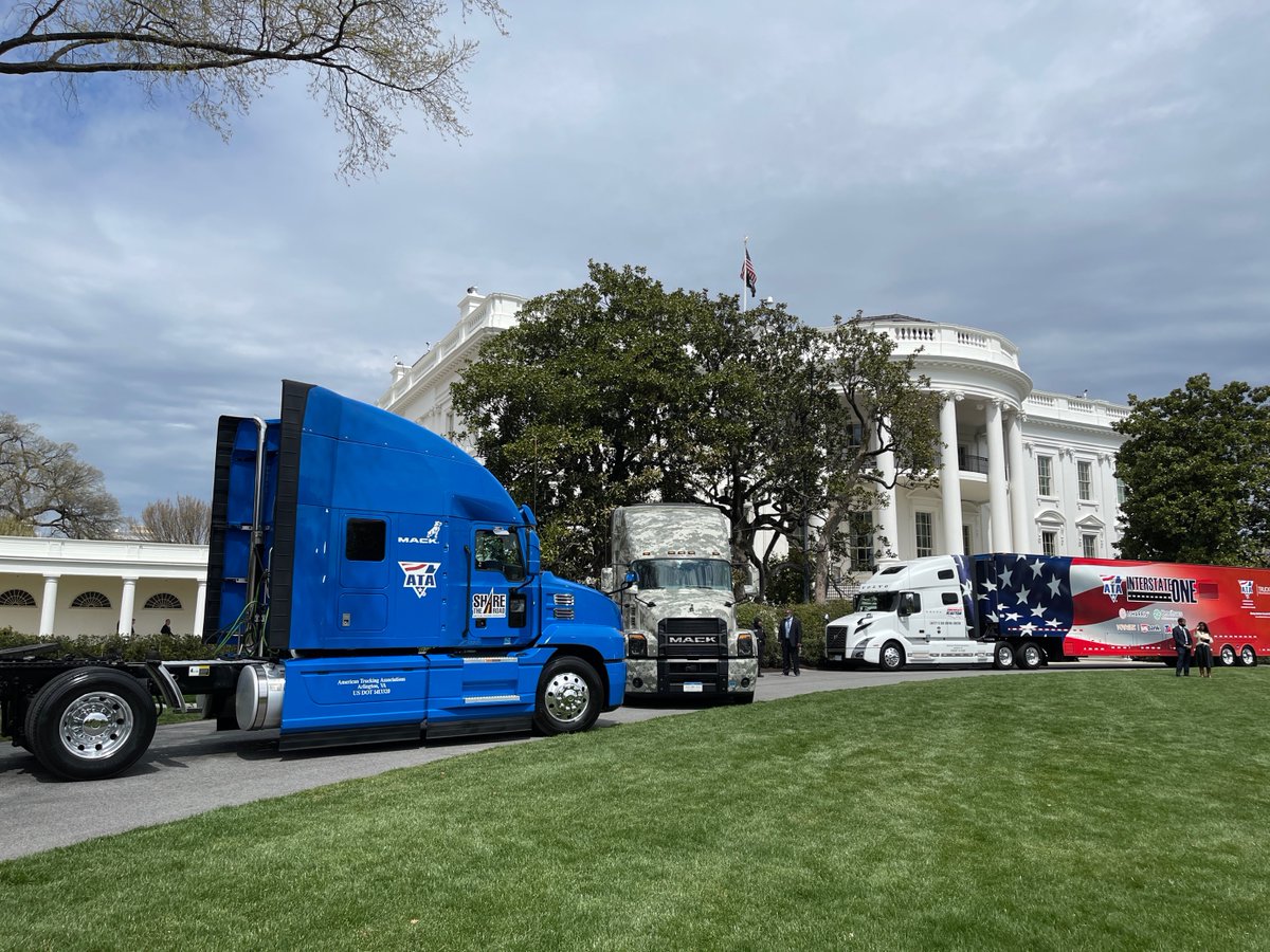 👀 Spotted at 1600 Pennsylvania Ave 🚛🚛🚛