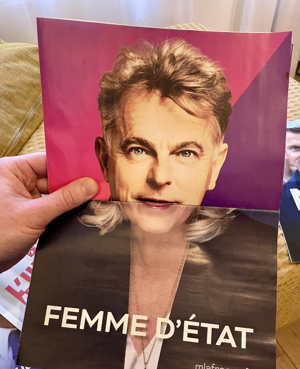 AzCreation's tweet photo. J'ai ouvert mes professions de foi et j'avoue je ne comprends plus rien dans cette campagne 🙃 https://t.co/MK1zO5jQ33